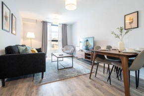 MAEVELA Apartments - Super Comfy Luxury 1 Bed Apartment - City Centre, Digbeth - ROOFTOP TERRACE - Smart TV's